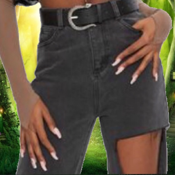 The Kript Fairycore Brown Basik Buttons Crop Top - Picture 4 of 10